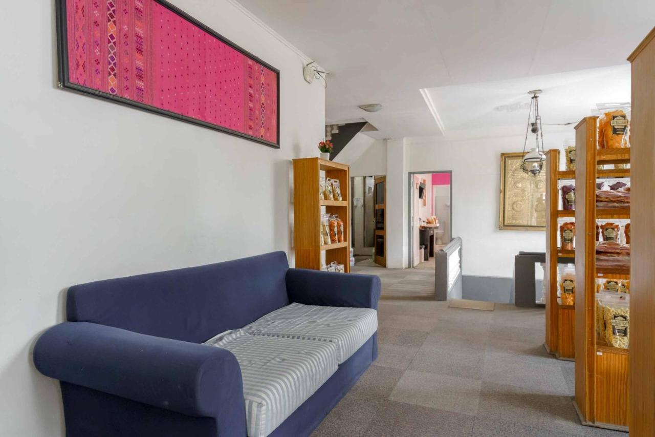 Urbanview Hotel Ananda Syariah By Reddoorz Bukittinggi Kültér fotó